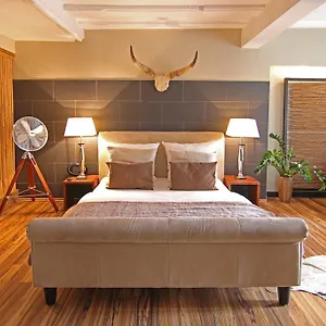 Hotel Elements